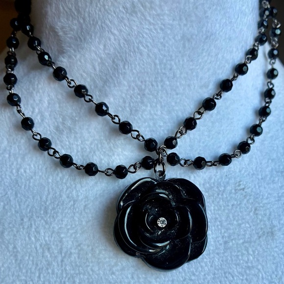 Cookie Lee Jewelry - 🌹Reversible Black Carved Rose Pendant Healing Hematite Necklace